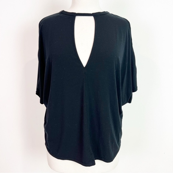 LNA REVOLVE BLACK COLD SHOULDER DOLAMN SLEEVE SHIRT WOMENS 
SZ SMALL - Picture 5 of 6